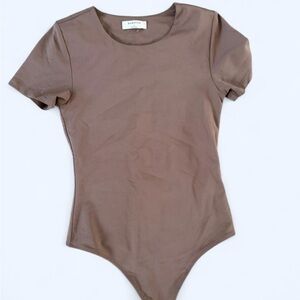 Babaton Brown Short Sleeve Bodysuit